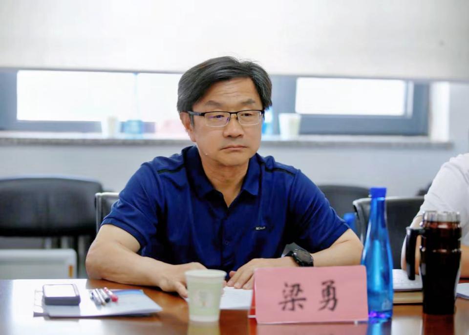 图6 公司党委副书记梁勇总结讲话 图6 公司党委副书记梁勇总结讲话